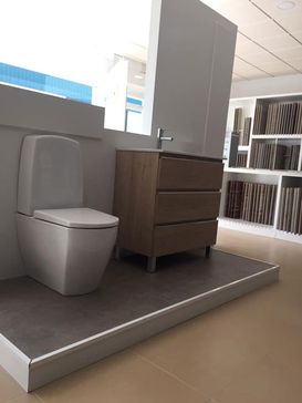 Pérez Lupión cajonera con sanitario 
